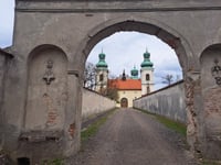 Srebrna Góra / Klasztor Ojców Kamedułów von Bielany