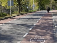 Weg achter het Bos par Monnikenhuizen