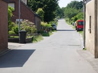 Bergstrasse von Schottheide