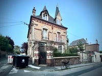 Rue Crevier