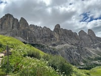 Passo Gardena from Plan de Gralba