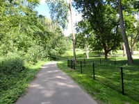 Erensteinerstraat über Kerkvoetpad