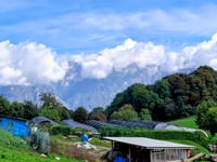 Colle della Madonnina from Barni