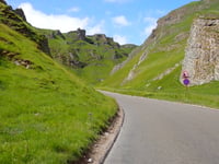 Winnats Pass depuis Castleton