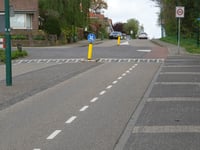 Prunuslaan przez Spoorbaanweg