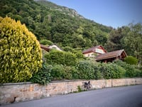 Mur du Ramponnet from Le Petit Port