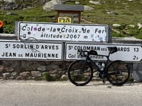 Col de la Croix-de-Fer von Barrage du Verney / Allemont