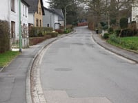 Neustrasse über Roetgenbachstrasse