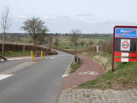 Rondelenstraat über Duivenstraat