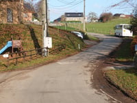 Bilstain über Village