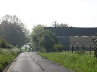 Bois-la-Dame über Rue Léon Crosset