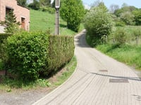 Rue Tapeu von Dison