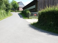 Sur la Commune über En Wez