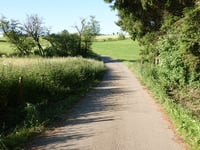 Hupperdange über Kierfechtstrooss