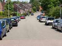 K.L.M.-straat via Piet Malherbestraat