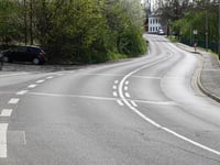 Broicher Strasse von Broicher Bach