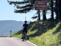 Valico Tre Faggi par Castel dell'Alpe