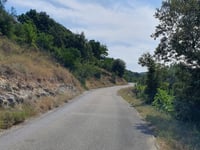 Rocher de Sampzon über Route de la Bastide