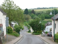 Longkamp über Kleinicher Strasse