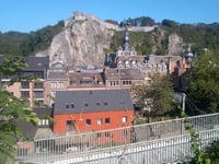 Charreau de Bonsecours von Dinant