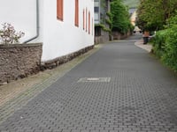 Robert-Schuman-Strasse über Reissstrasse