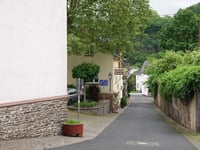 Robert-Schuman-Strasse über Reissstrasse