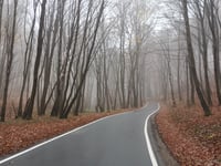 Łazy via Międzygórze