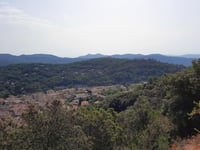 La Garde Freinet desde Port Grimaud