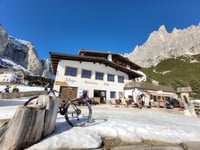 Gardeccia vanuit Pera