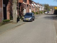Hoge Distel via Nieuwstraat