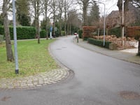 Albertus Perkstraat über Schuttersweg