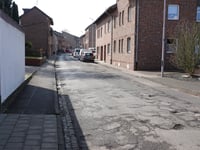 Alte Römerweg über Quellenstrasse