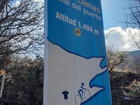 Alto de Hazallanas from Güéjar Sierra