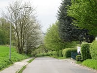 Am Eichenhang via Broichbachtal