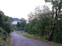 Am Hügel von Neuastenberg