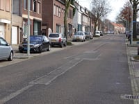 Anjelierstraat über Kampstraat