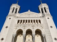 Ascension de Fourvière von Quai de Bondy