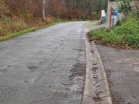 Belle-Motte von Aiseau über Rue du Faubourg