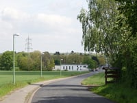 Berzbuir über Sankt-Hubert-Strasse