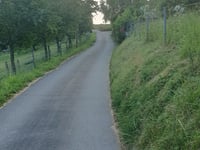 Bettenduerfer Bierg über Moienflissen