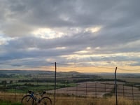 Bison Hill from Eaton Bray