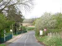 Broicher Strasse von Broicher Bach