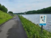 Brug bij Briegden desde Trekweg Cavei