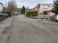 Casimir Ubaghslaan über Doctor Ariënsstraat