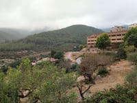 Coll de les Alzines Sureres przez Vilanova d'Escornalbou