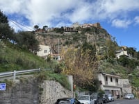 Castelmoia vanuit Villagonia
