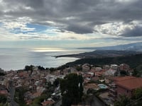 Castelmoia vanuit Villagonia