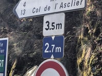 Col de l'Asclier from L'Estréchure