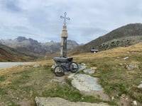Col de la Croix-de-Fer from Barrage du Verney / Allemont