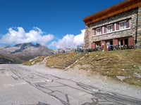 Col de la Croix-de-Fer from Barrage du Verney / Allemont